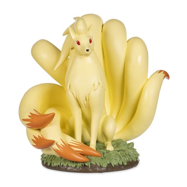 Ninetales Pokémon Garden Statue
