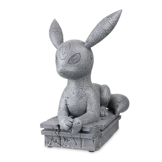 Umbreon Pokémon Yard Statue